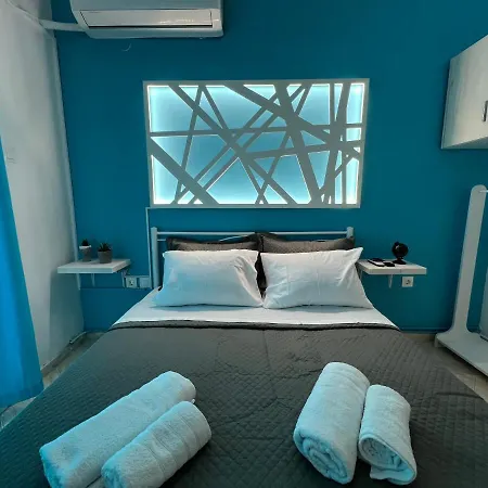 דירות אלכסנדרופולי Snug Shack מראה חיצוני תמונה
